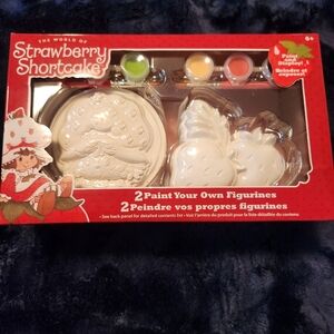 Strawberry Shortcake Paint Your Own Figurines 2 Figurines
